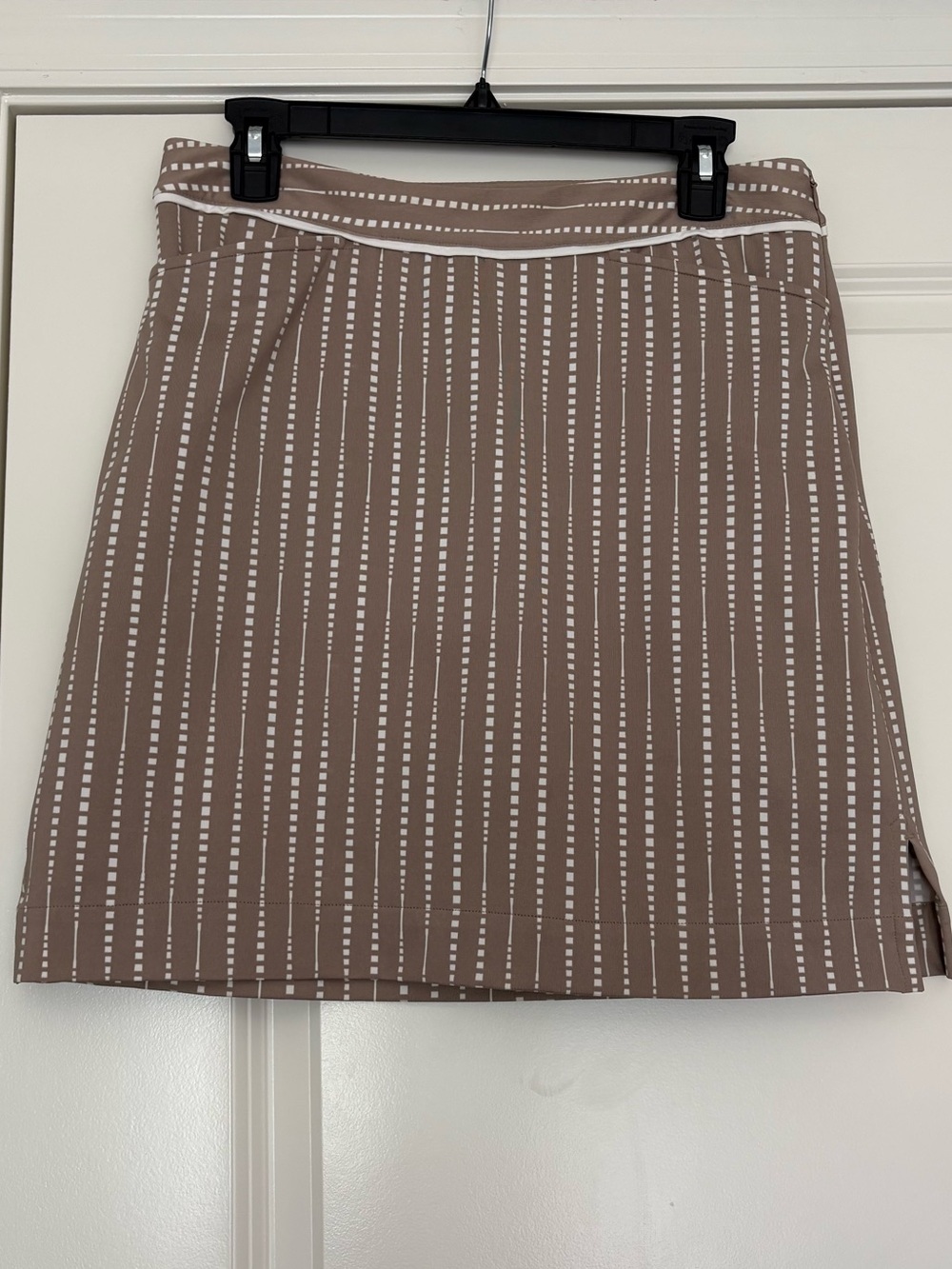 Callaway Women’s Little Brown (Taupe) White Dots and Stripes Gold Mini Skirt